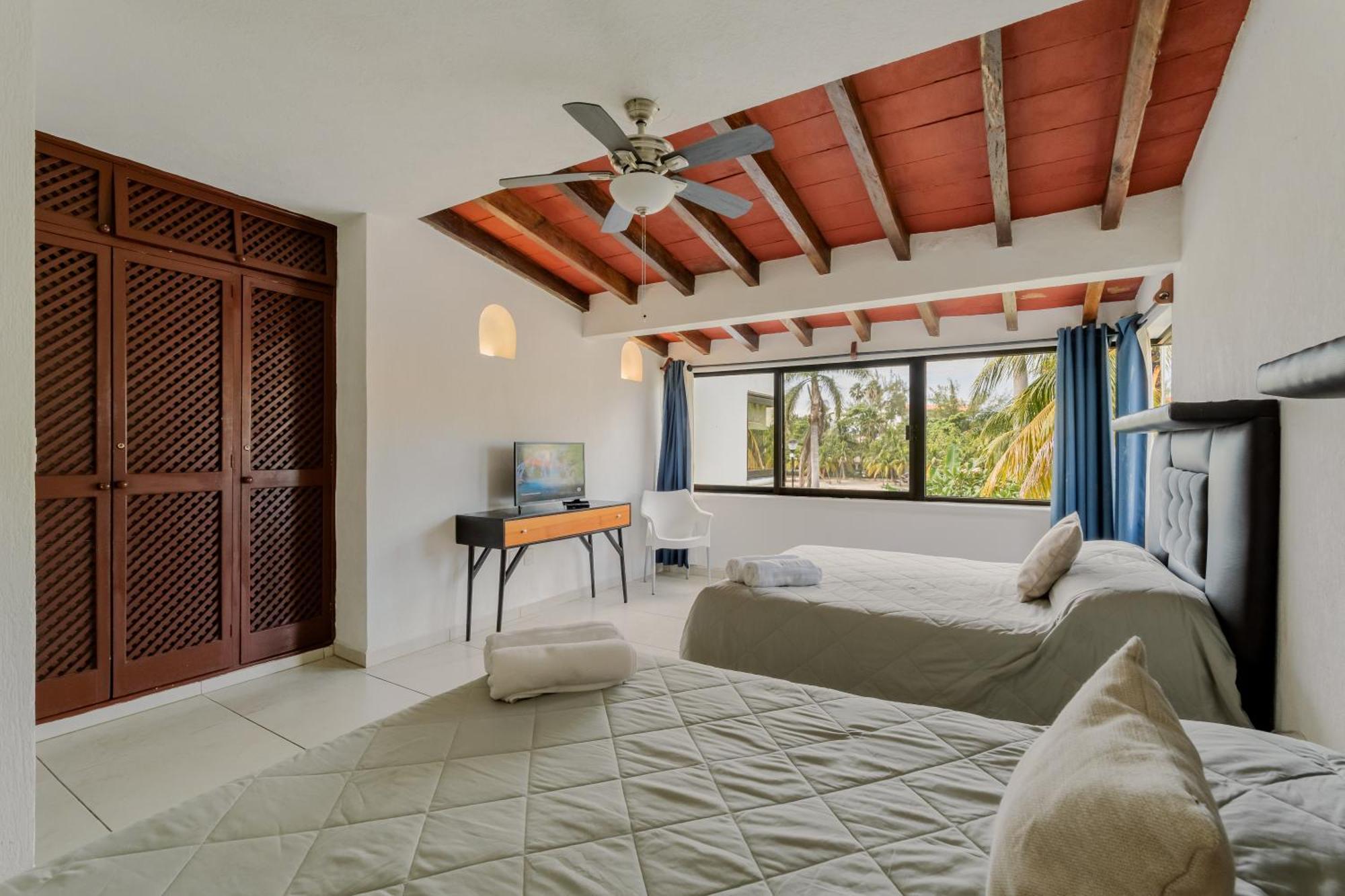 Chic Lagoon Front Villa By Casa Paraiso Κανκούν Εξωτερικό φωτογραφία