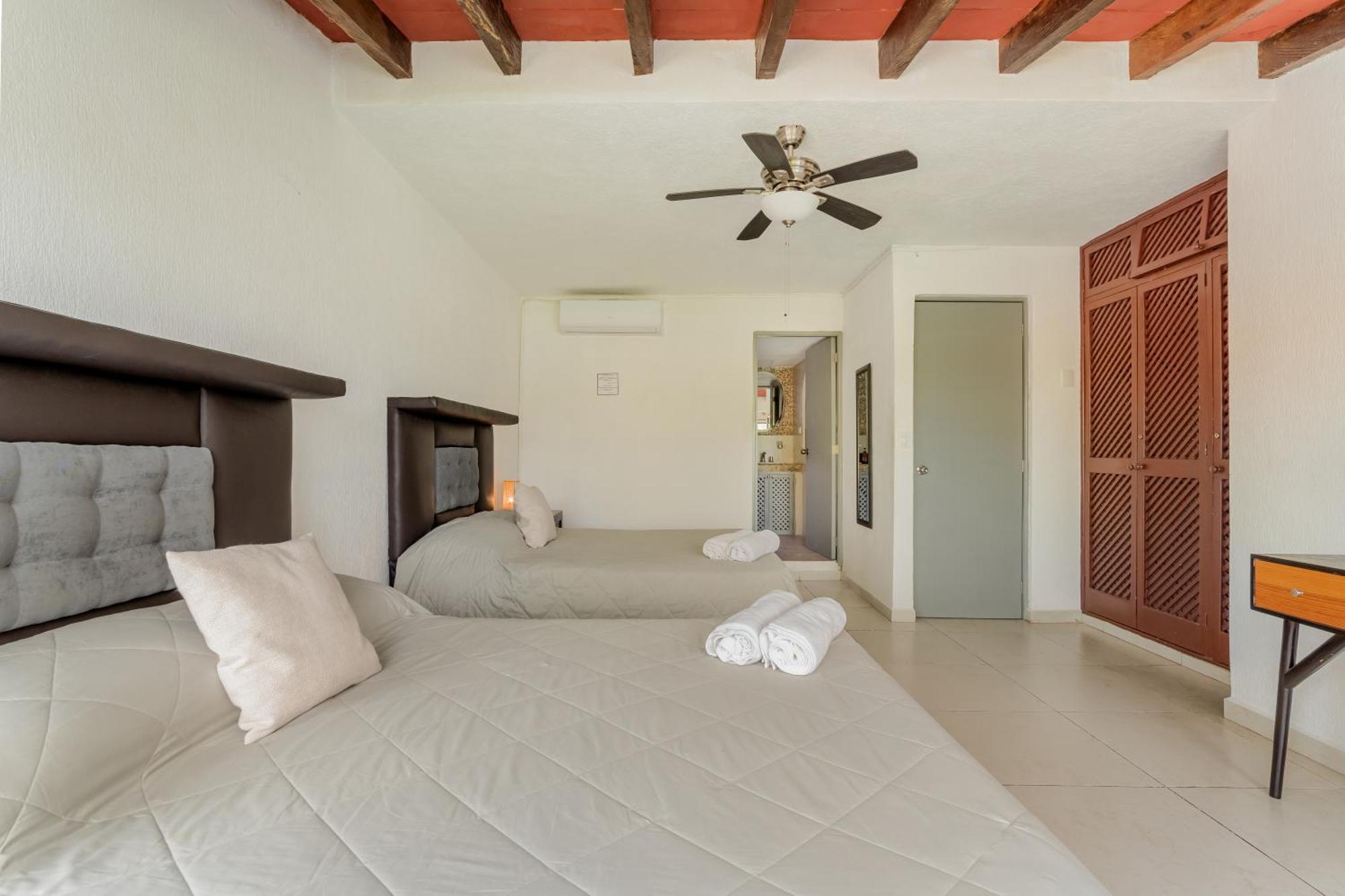 Chic Lagoon Front Villa By Casa Paraiso Κανκούν Εξωτερικό φωτογραφία